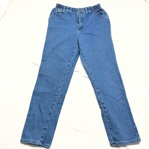 Lee Classic “Mom Jeans” Elastic sides straight leg size 30